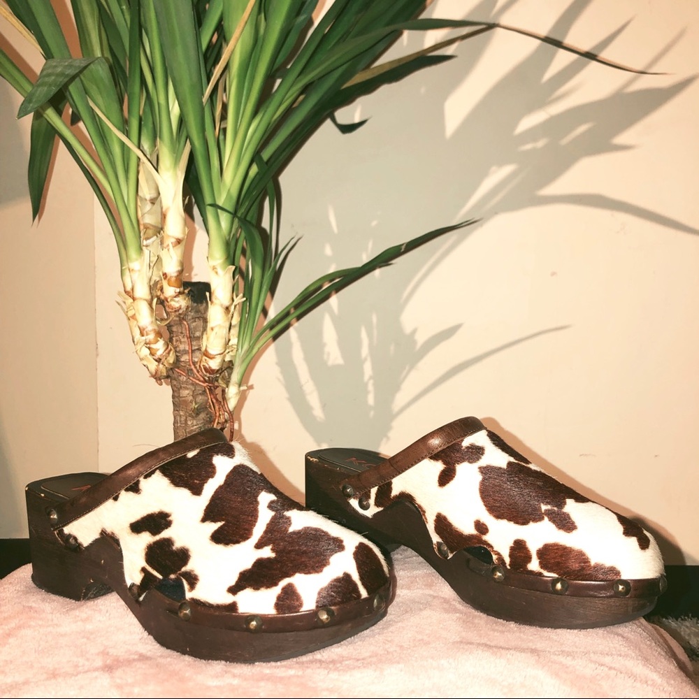 Brown Calf Fur Animal Print Mules/Slides